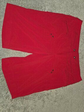 Athleta Breeze Bermuda – Good Condition – Women’s Size 12 – Red – 12” Inseam